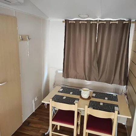 Mobil-home Grau Du Roi Vagues Oceanes
